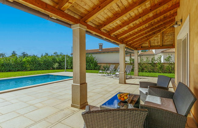 Casa de 4 quartos em Svetvinčenat com piscina privada e jardim - Foto 14