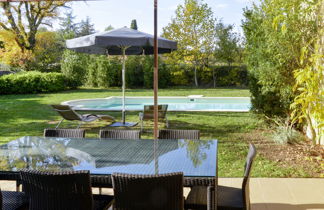 Foto 2 - Casa con 3 camere da letto a Saint-Saturnin-lès-Apt con piscina privata e giardino