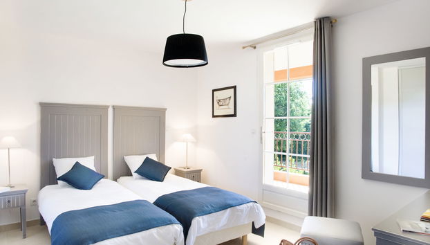 Maison de 4 chambres à Saint-Saturnin-lès-Apt avec piscine privée et jardin - Photo 5