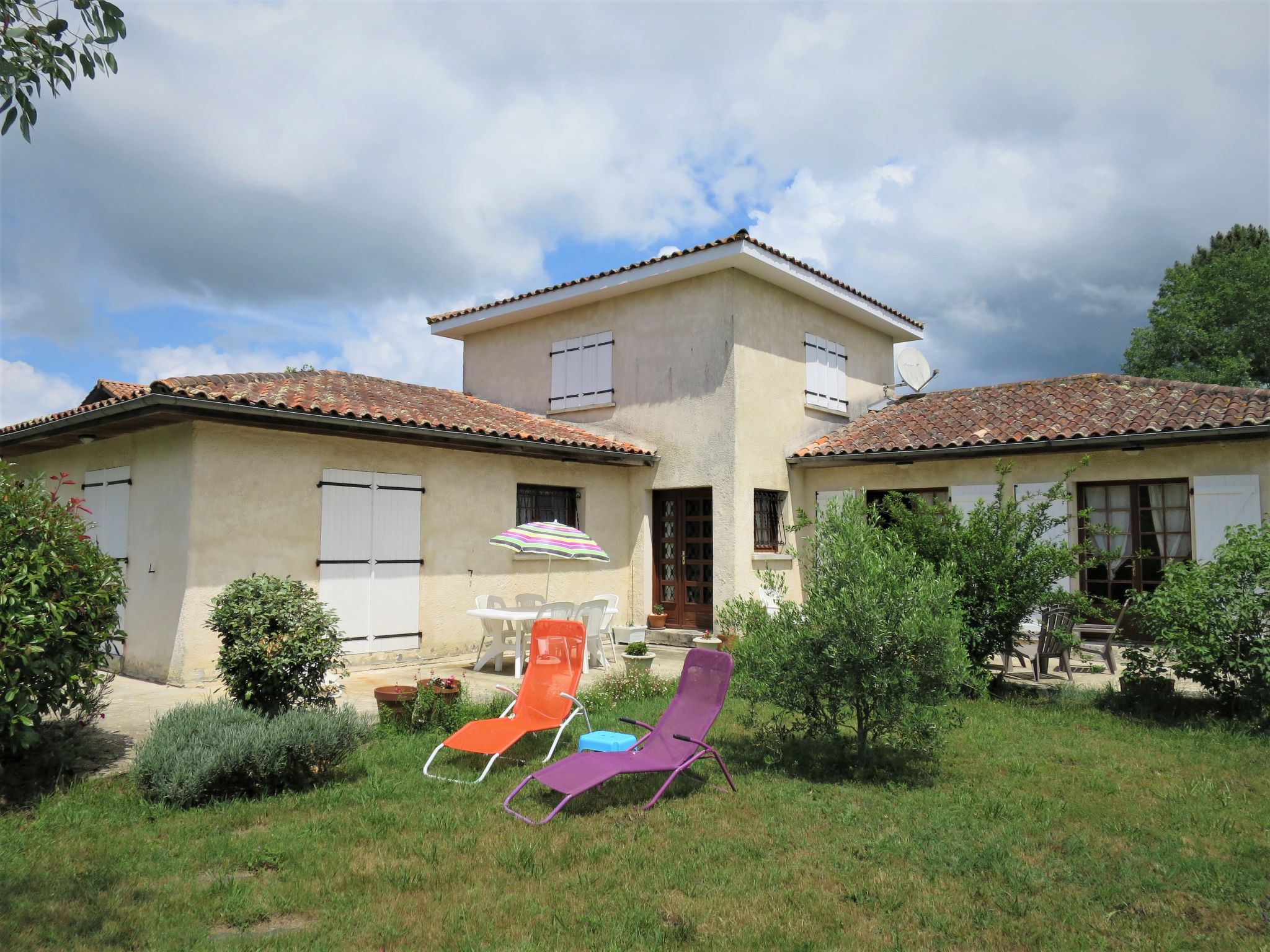 Photo 24 - 2 bedroom House in Gaillan-en-Médoc with garden and terrace