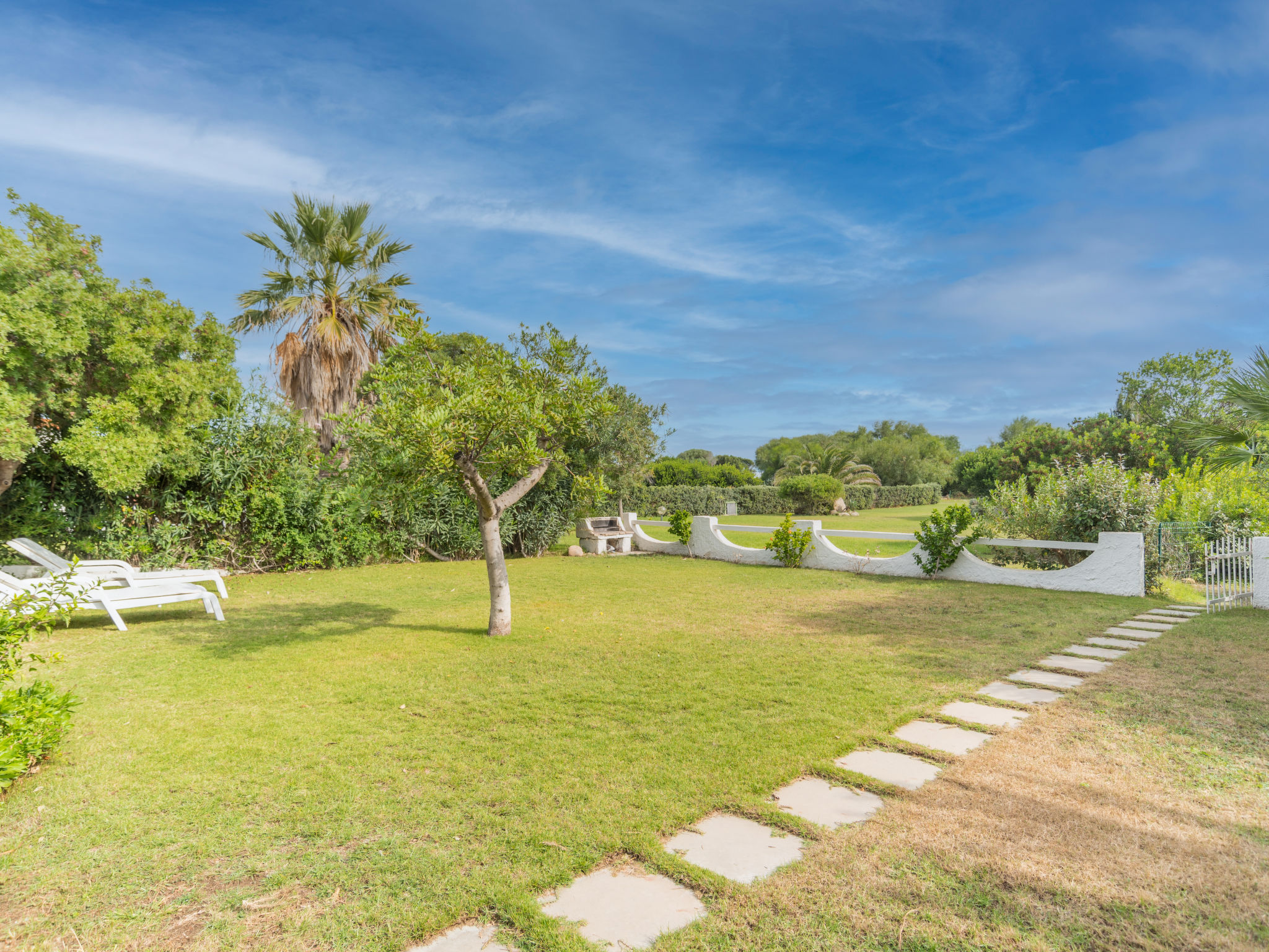 Foto 2 - Casa de 3 quartos em Muravera com jardim e terraço