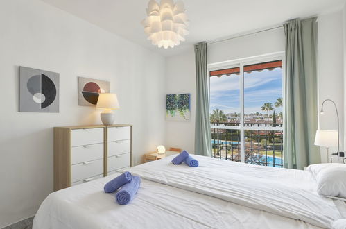 Foto 15 - Appartamento con 2 camere da letto a Marbella con piscina e vista mare