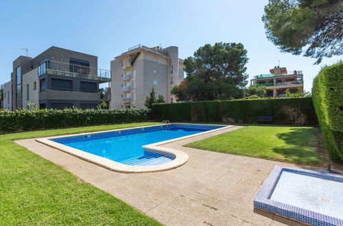 Photo 15 - Appartement de 2 chambres à Mont-roig del Camp avec piscine et jardin