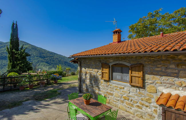 Casa de 3 quartos em Dicomano com piscina privada e jardim - Foto 8