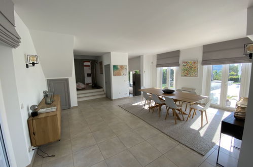 Photo 7 - 4 bedroom House in Grimaud with private pool and garden