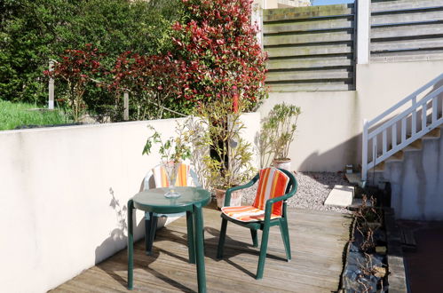 Photo 13 - 2 bedroom Apartment in Saint-Cast-le-Guildo with terrace and sea view