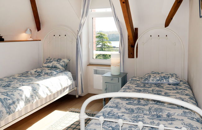 3 bedroom Apartment in Saint-Cast-le-Guildo with garden and terrace - Photo 8