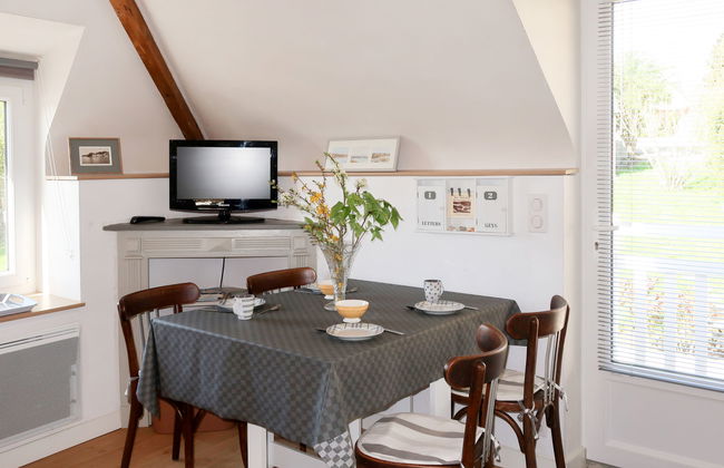 3 bedroom Apartment in Saint-Cast-le-Guildo with garden and terrace - Photo 5