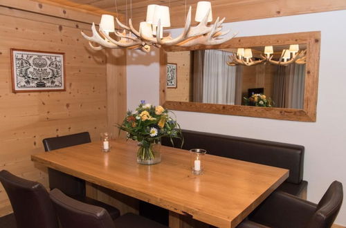 Photo 9 - 3 bedroom Apartment in Saanen