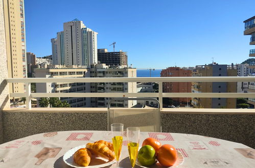 Foto 5 - Apartamento de 2 habitaciones en Villajoyosa con piscina y vistas al mar