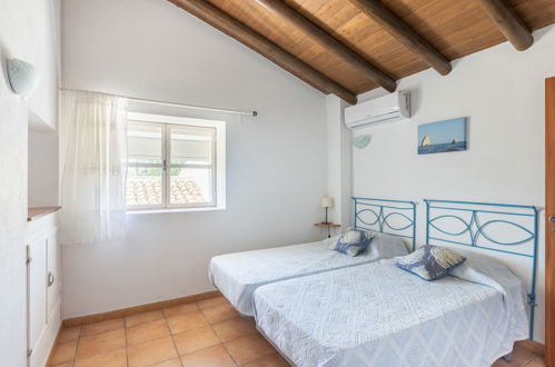 Foto 17 - Haus mit 3 Schlafzimmern in Faro mit privater pool und garten