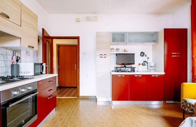 Apartamento de 2 quartos em Calceranica al Lago com jardim - Foto 3