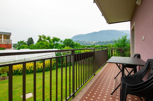 Photo 19 - 2 bedroom Apartment in Calceranica al Lago with garden and mountain view