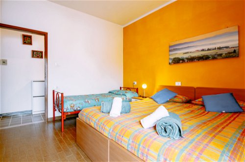 Photo 13 - Appartement de 2 chambres à Calceranica al Lago avec jardin et vues sur la montagne