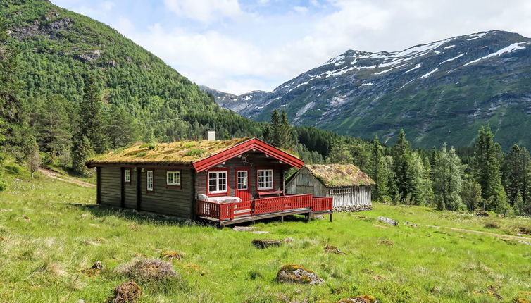 Photo 1 - Maison de 3 chambres à Sande i Sunnfjord avec jardin et terrasse