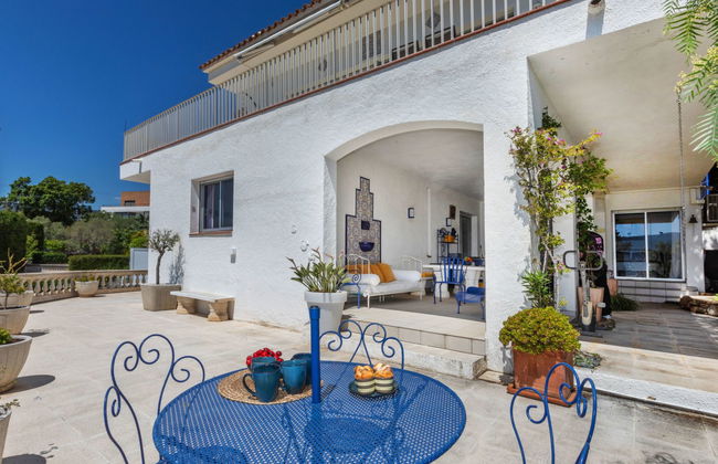 Casa de 7 quartos em Llançà com piscina privada e jardim - Foto 32