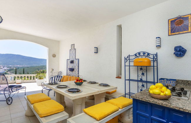 Casa de 7 quartos em Llançà com piscina privada e jardim - Foto 28