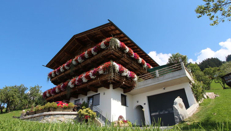 Foto 1 - Appartamento con 2 camere da letto a Aschau im Zillertal con giardino