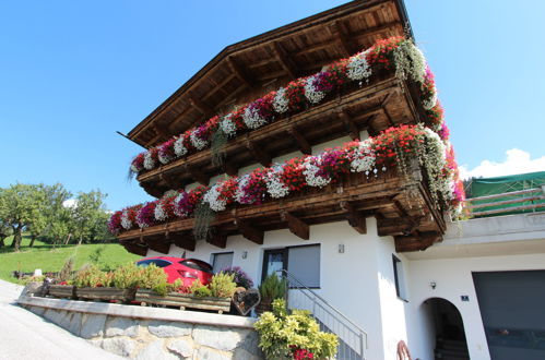 Foto 48 - Appartamento con 2 camere da letto a Aschau im Zillertal con giardino e vista sulle montagne