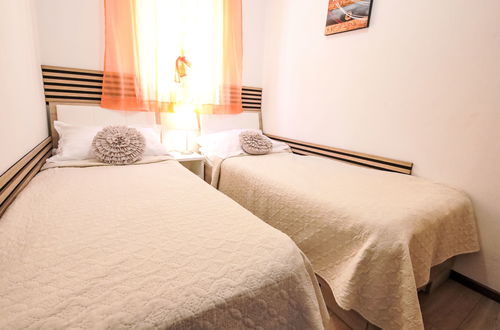 Photo 15 - 2 bedroom Apartment in Okrug with swimming pool and garden
