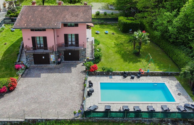 3 bedroom House in Colico with swimming pool and garden - Photo 40