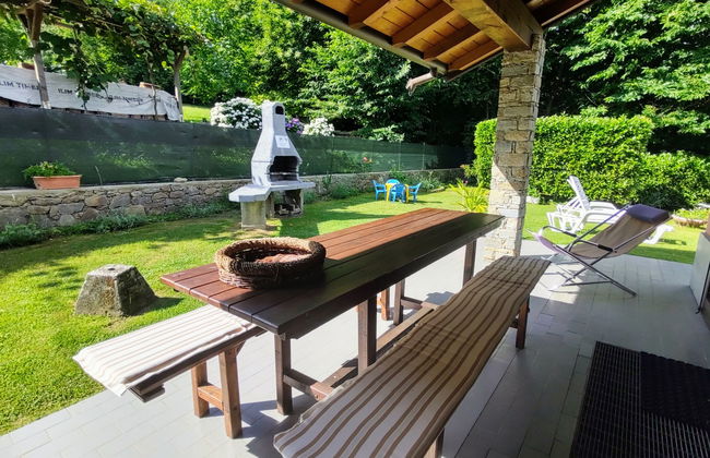 3 bedroom House in Colico with swimming pool and garden - Photo 30