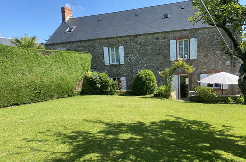 Foto 1 - Casa de 4 quartos em Saint-Maurice-en-Cotentin com jardim e terraço