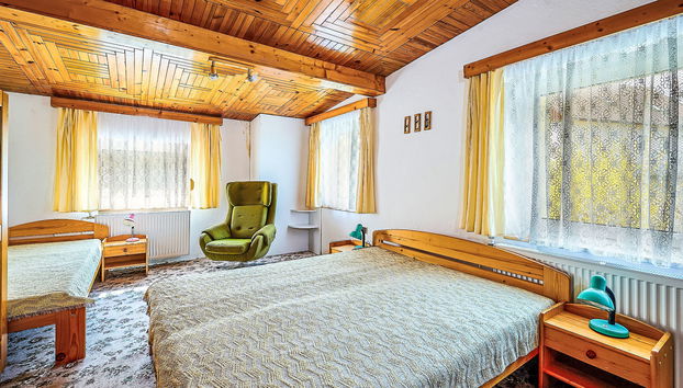 Haus mit 3 Schlafzimmern in Jesenný mit garten - Foto 3