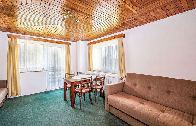 Casa de 3 quartos em Jesenný com jardim - Foto 8