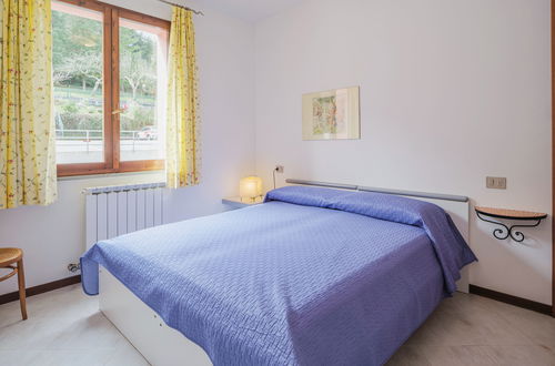 Foto 5 - Appartamento con 3 camere da letto a Pignone con piscina e giardino