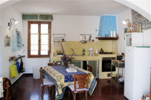 Foto 16 - Apartment mit 2 Schlafzimmern in Dolcedo mit terrasse