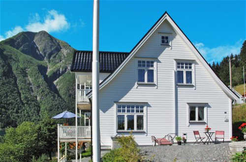 Photo 40 - 4 bedroom House in Balestrand with garden and terrace