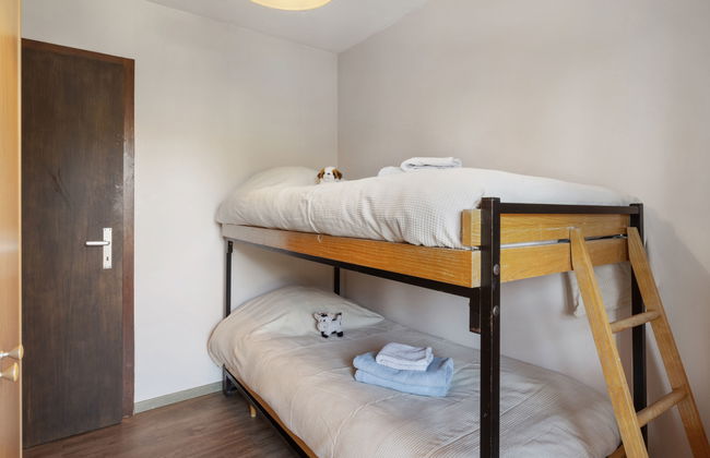 Appartamento con 4 camere da letto a Crans-Montana con piscina e giardino - Foto 29