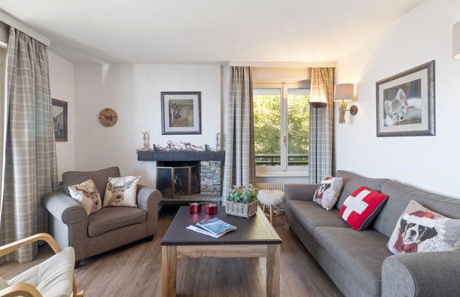 Appartamento con 4 camere da letto a Crans-Montana con piscina e giardino - Foto 2