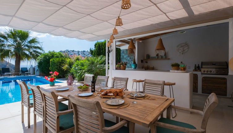 Foto 1 - Casa de 5 quartos em Teulada com piscina privada e jardim