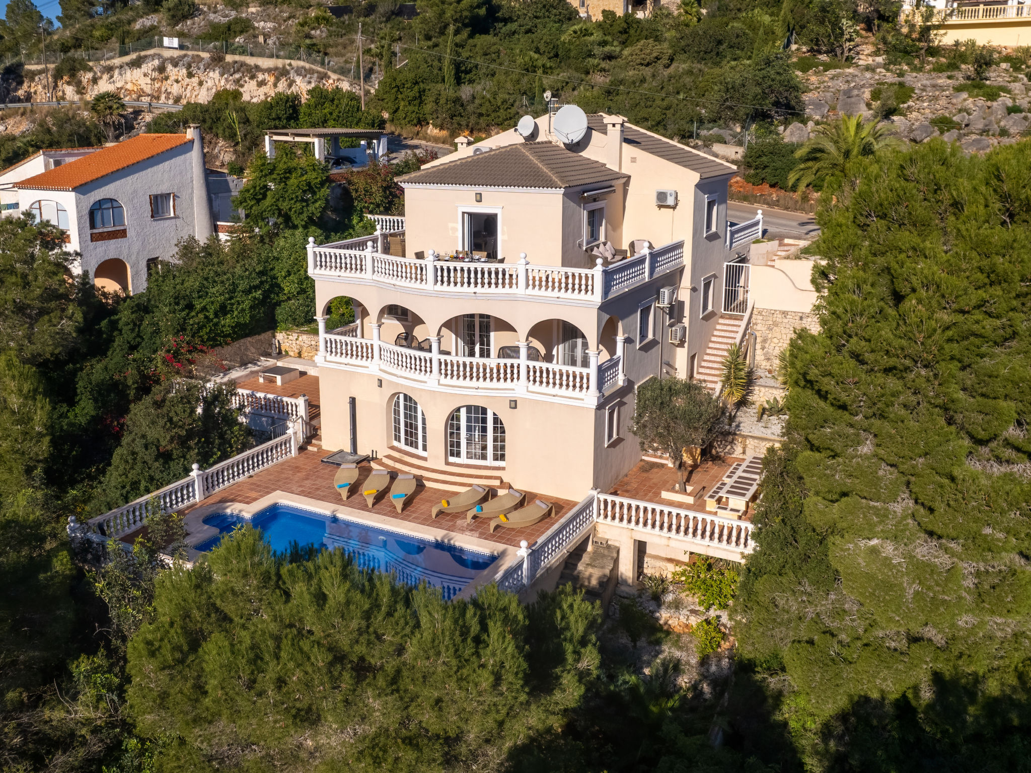 Photo 1 - Maison de 7 chambres à Dénia avec piscine privée et vues à la mer