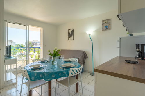 Photo 11 - 2 bedroom Apartment in Royan with swimming pool