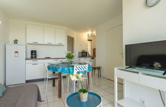 Photo 2 - 2 bedroom Apartment in Royan with swimming pool