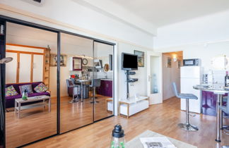 Foto 2 - Appartamento con 1 camera da letto a Saint-Jean-de-Luz con vista mare