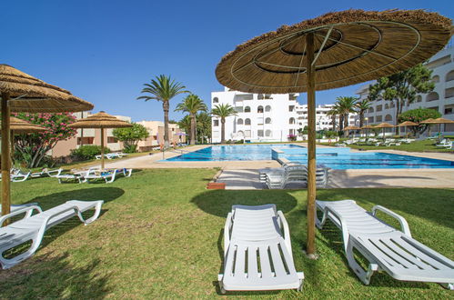 Photo 2 - 1 bedroom Apartment in Lagoa with swimming pool and sea view