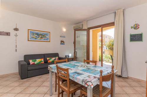 Foto 5 - Apartamento de 1 quarto em Santa Teresa Gallura com jardim e terraço