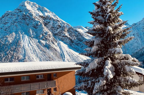 Foto 11 - Appartamento con 1 camera da letto a Arosa con vista sulle montagne