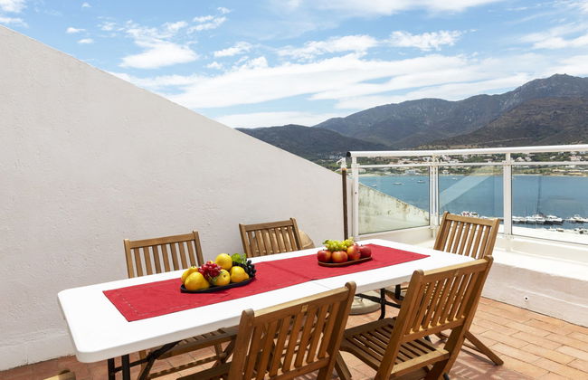 Apartamento de 4 quartos em El Port de la Selva com terraço - Foto 1