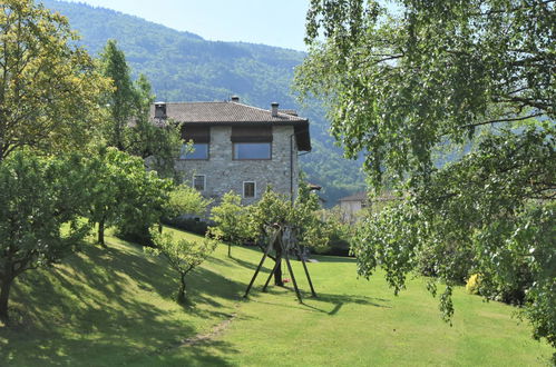 Foto 29 - Appartamento con 1 camera da letto a Comano Terme con piscina privata e giardino