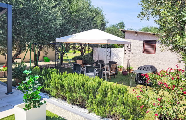 Casa de 6 quartos em Zadar com jardim e terraço - Foto 39