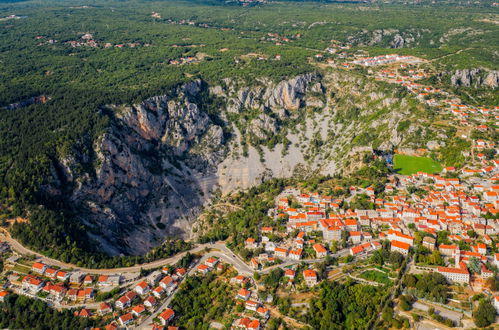 Foto 37 - Casa de 4 quartos em Podbablje com piscina privada e terraço