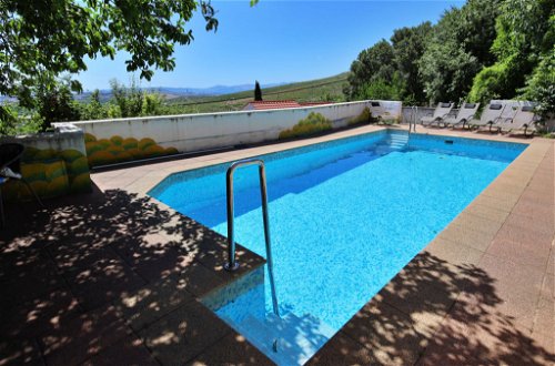 Foto 16 - Casa con 4 camere da letto a Spalato con piscina privata e vista mare