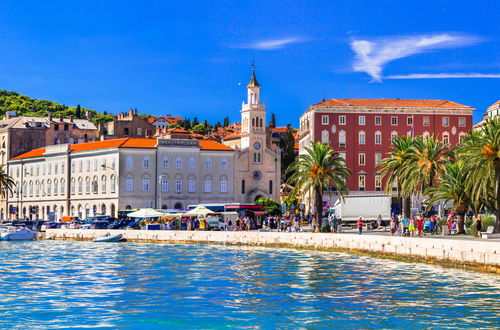 Photo 26 - Maison de 4 chambres à Split avec piscine privée et jardin