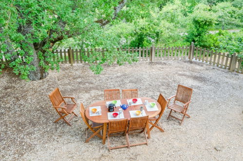 Photo 20 - Maison de 3 chambres à Saint-Martin-de-Castillon avec piscine privée et terrasse