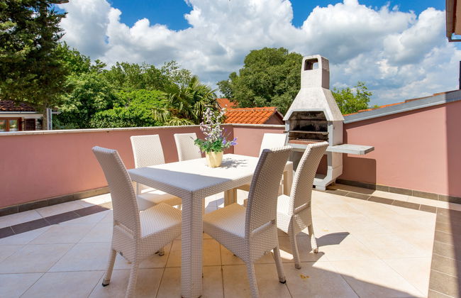Apartamento de 3 quartos em Kršan com piscina e jardim - Foto 16